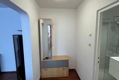 Apartament cu 2 camere decomandat în Cristian