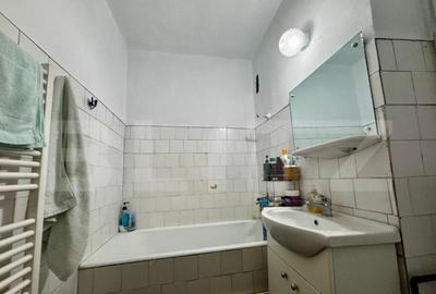 Apartament de vazare, cu 4 camere, 90 mp + balcoane, zona La - 4