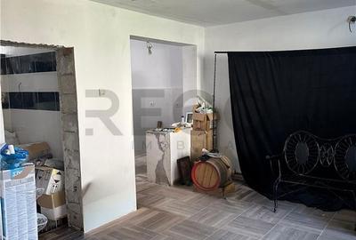 Casă cu 4 camere în Livada de Bihor - 2