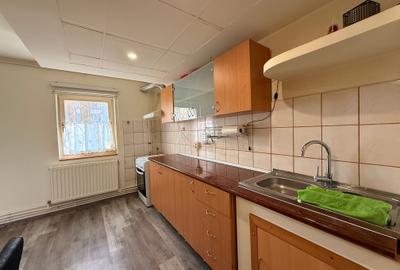 Apartament cu 2 camere decomandat în Aradului - 2