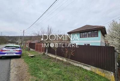 Casă cu Teren 1852 Mp în Ciuperceni - 2