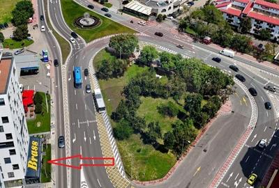 Spațiu comercial, de 247 mp, în Universitate - 1