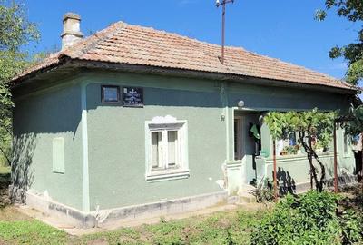 Casă cu 3 camere cu Teren 1000 Mp în Brebina - 1