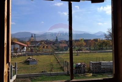 Casa la rosu in Crisitan, Brasov cu 4 camere de vanzare - 24