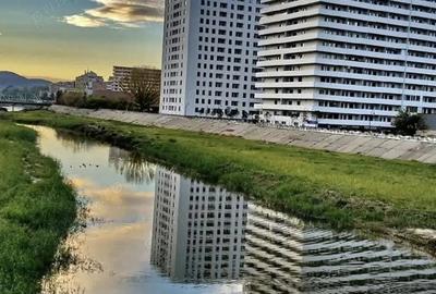 Apartament cu 3 camere nedecomandat în Central - 1