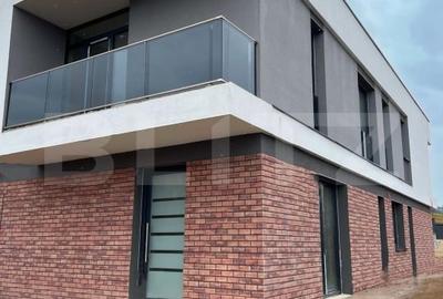 Duplex cu 5 camere cu Canalizare în Borhanci - 1