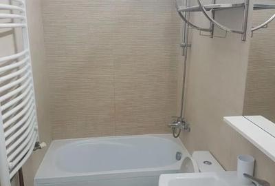 Apartament cu 2 camere decomandat în Lipovei