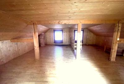 Casă individuală cu 7 camere cu Canalizare în Rogojel - 7