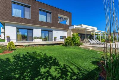 Vila Escapada | Piscină & Garaj pentru Barcă | Comision 0 - 39