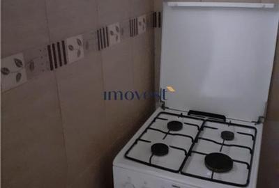 De inchiriat:Garsoniera in zona Micro 16 - 5