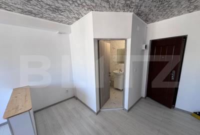 Garsoniera de vanzare, etaj 4, zona Micro 12