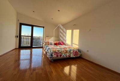 Casa individuala cu 6 camere,3 bai,  garaj, teren 1362 mp - 5