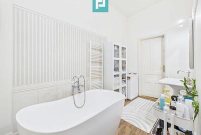 Apartament cu 3 camere semidecomandat în Central - 5