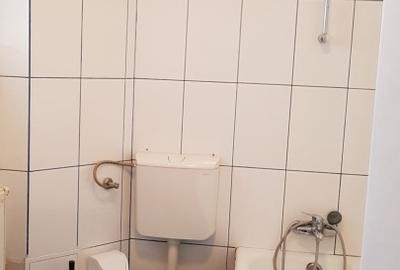 Ultracentral, Ap. de 4 camere impartita in 2 ap. comision 0 - 7