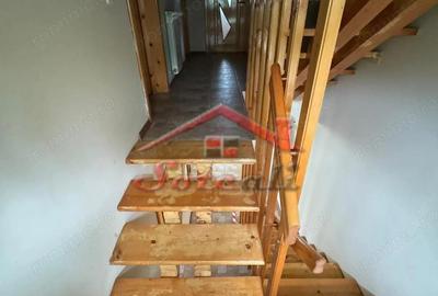 Casă cu Teren 2404 Mp în Cornu - 2