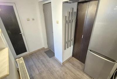 Vanzare apartament 2 camere, situat in Targu Jiu, strada Miori?ei - 5
