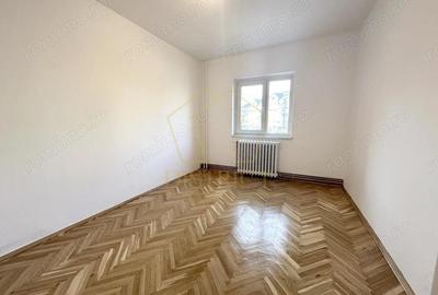 Apartament cu 3 camere, 2 boxe si garaj | Etaj 1 | Zona Fabric - 12