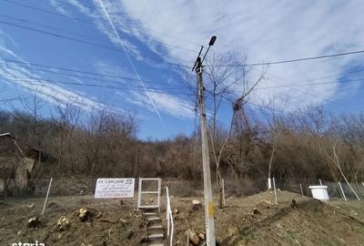 Teren de 5100 mp, în Răzvad - 3