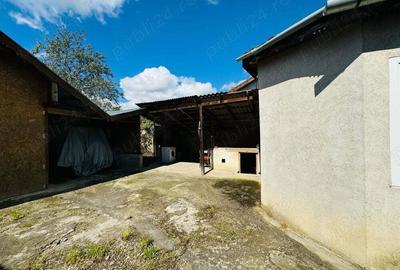 Casa De Vanzare - 2