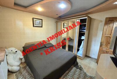 Apartament cu 3 camere decomandat în Exercițiu - 6