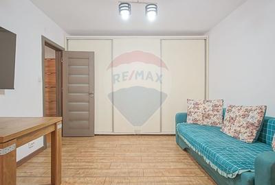 Apartament 3 camere mobilat si utilat, etaj 3/4, Racadau - 1