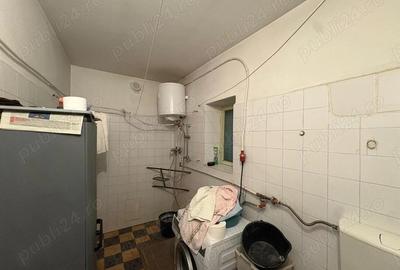 Casă cu 6 camere cu Teren 5000 Mp în Nerău - 8