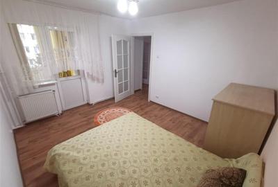 Apartament cu 3 camere decomandat, mobilat în Mănăștur