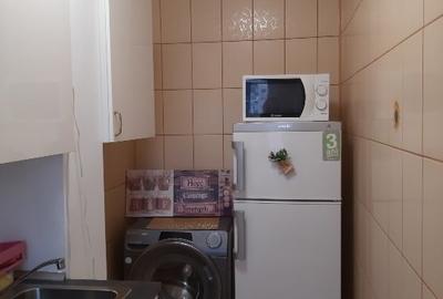 Proprietar, închiriez garsoniera la 2 min de metrou Timpuri Noi - 9