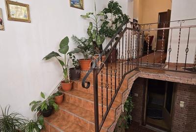 Casa de Vanzare, Str Dorobantilor, Zona Top Med/Gara Mare - 2