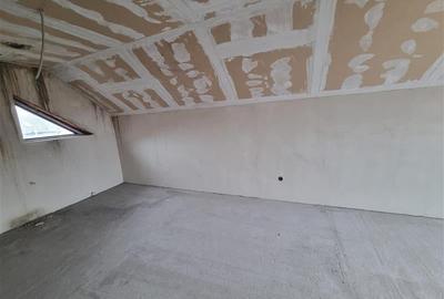 De vanzare casa la standarde ridicate 4 camere, 3 bai, garaj incorporat , 5 arii - 10