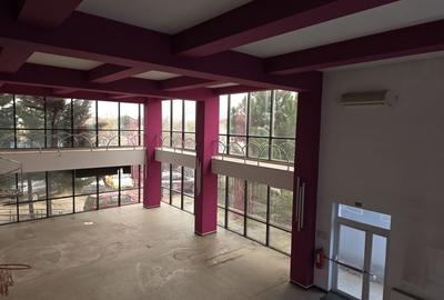 Oferta zilei! Spatiu comercial versatil Voluntari - 13