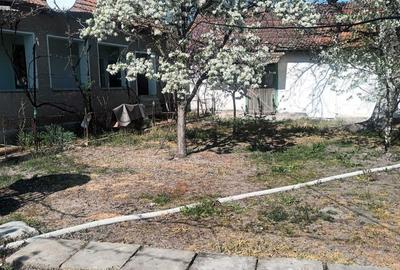 Casă cu 4 camere în Moroda - 1
