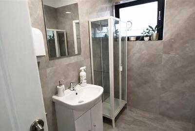 Spatiu 100 mp,ideal cabinete medicale,3 cai de acces,curent trifazic,Tractorul,B - 4