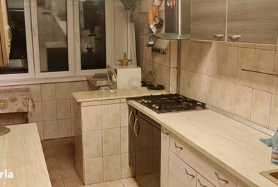 Apartament cu 2 camere semidecomandat, mobilat în Ștefan cel Mare