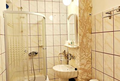 Apartament cu 3 camere decomandat în Calea Romanului - 13