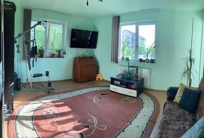 Decomandat,etaj 1,boxa,parcare privata, terasa,vedere Tampa,Tractorul,Brasov. - 5