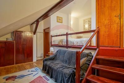 Vila cu potential turistic in Predeal privelisti si liniste montana - 17