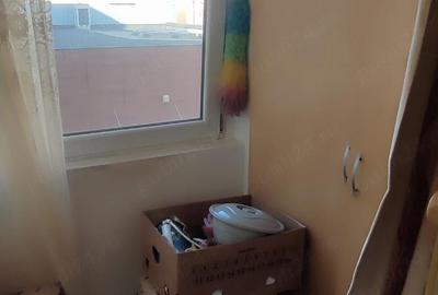 Apartament cu 2 camere decomandat în Dumbrava 2 - 1