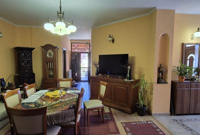 Casă individuală cu 3 camere cu Canalizare în Ultracentral - 9