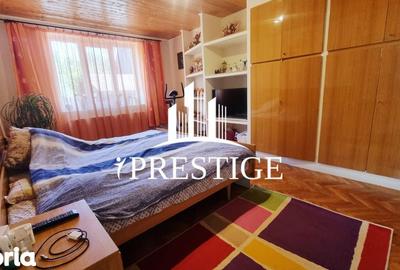 Casă cu 7 camere cu Teren 432 Mp în Șura Mare - 12