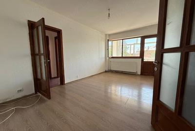 Apartament cu 2 camere semidecomandat în Ultracentral