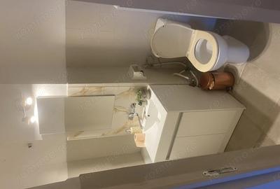 Spațiu comercial, de 55 mp, în Capitol - 5