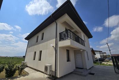 Apartament cu 3 camere decomandat în Berceni - 7