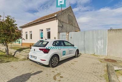 Casă spatioasă și solidă în Pecica - 2