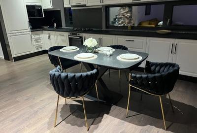 Case strejnicu.  premim plus! 235000 tva inclus - 9