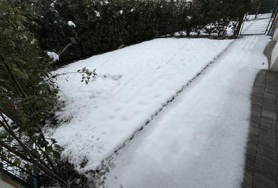 Casa moderna cu 4 camere, 2 bai, terasa si gradina de 50mp - zona Crisan - 3