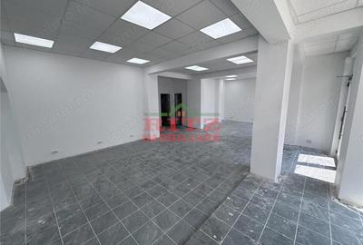 Spațiu comercial, de 101 mp, în Central - 3
