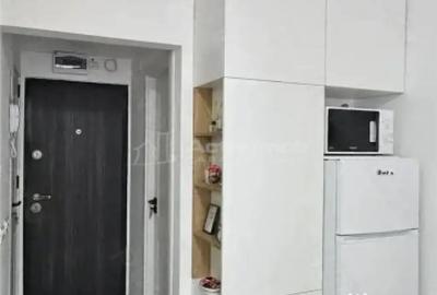 Garsonieră decomandată în Titan - 3