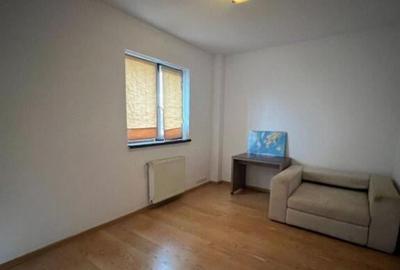 Apartament cu 3 camere semidecomandat în Calea Dumbrăvii - 8