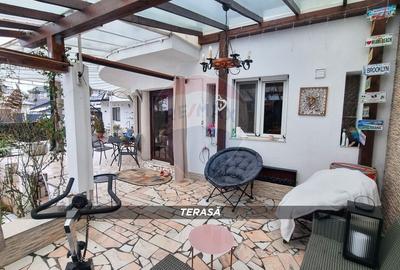 Casă cu 10 camere cu Teren 750 Mp în Central - 8